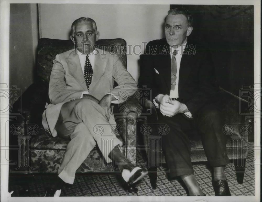 1933 Press Photo Joe Emilio Obregon &amp; Joseph Strange Superintendent Phil Police - Historic Images