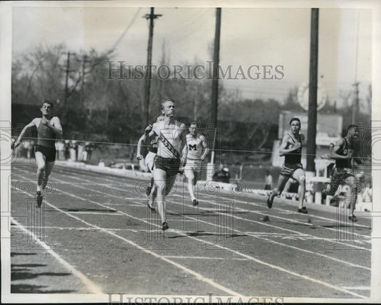 1941 Press Photo Drake relays in Des Moines, Ia Fred Ramsdell in 100 yd dash - Historic Images