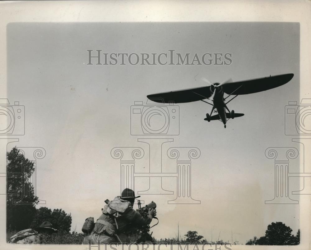 1939 Press Photo Machine gunners in Virginia practicing against attacking plane - Historic Images