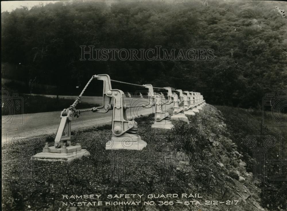 1928 Press Photo General view of a bridge in New York - Historic Images