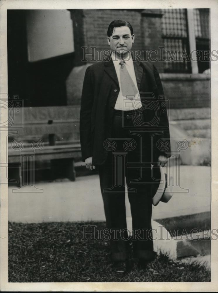 1931 Press Photo William Burnett charged with murder,Deputy Sheriff Jesse Pace - Historic Images