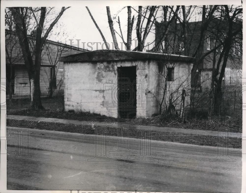 1958 Press Photo Energy, Ill a tiny abandoned jail in town of 650 persons - Historic Images