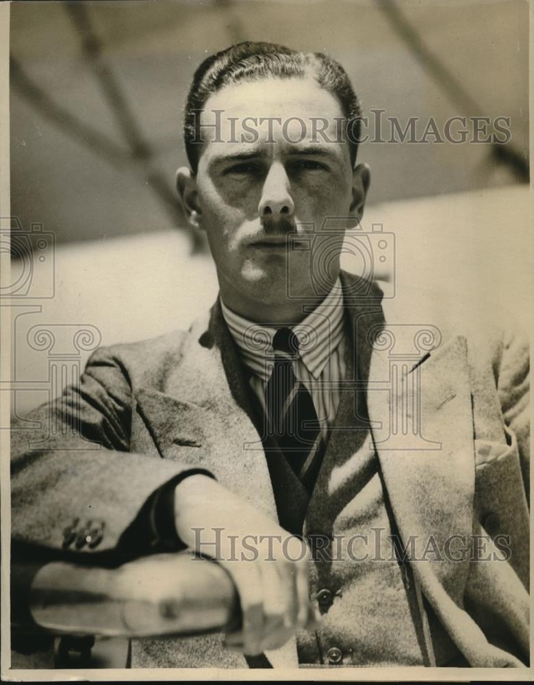 1932 Press Photo Maurice L Sabin, expert coffee taster heads to Nairobi - Historic Images