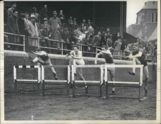 1937 Press Photo Tolmich, Wayne,RogersHaven at 120 yd dash - Historic Images