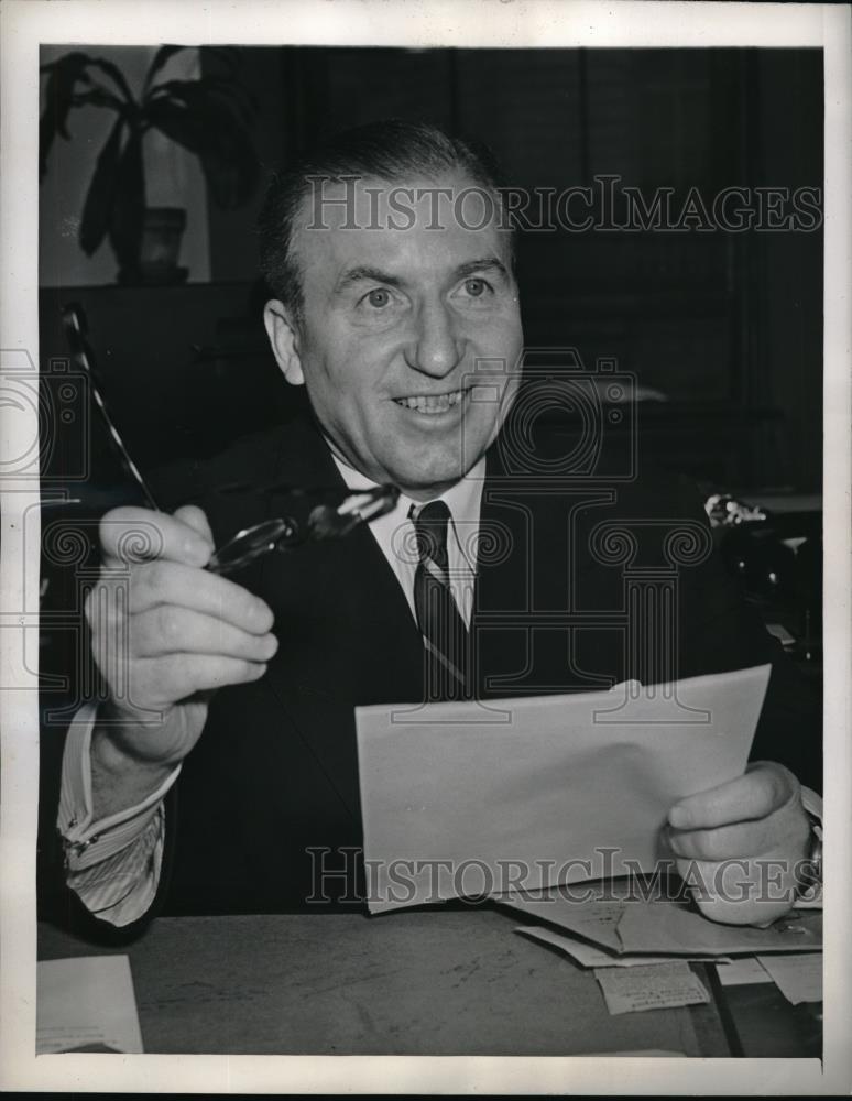 1947 Press Photo John W. Hanes former Undersecretary of the Treasury. - Historic Images