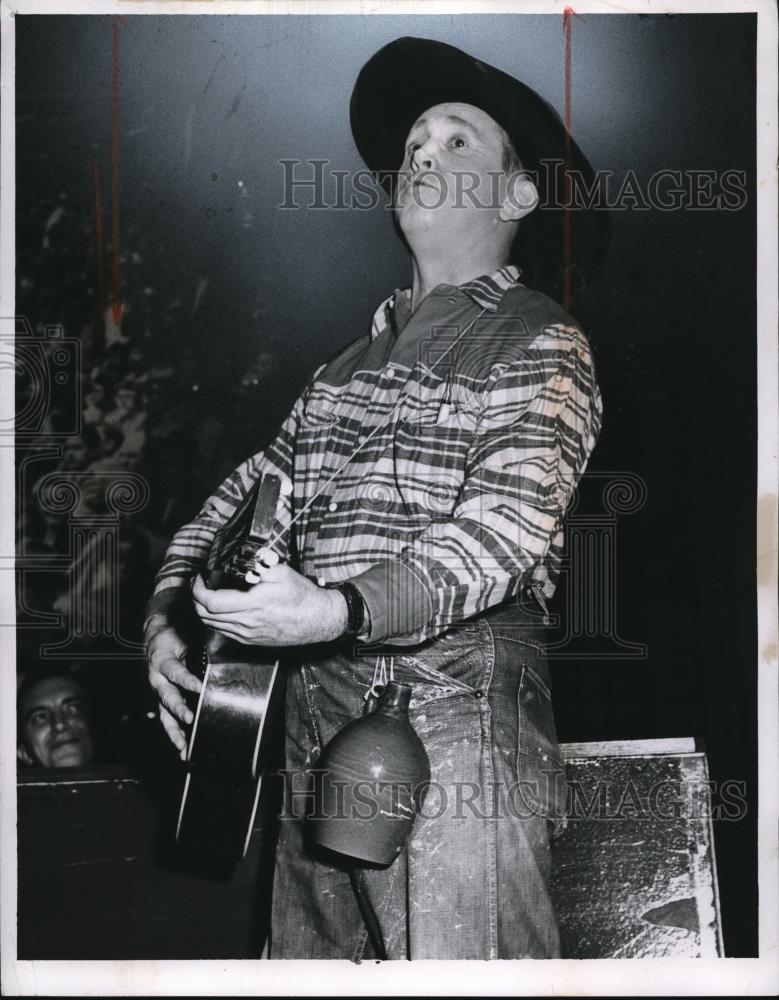 1957 Press Photo Charles Schultz as Kerby Yarnell - Historic Images