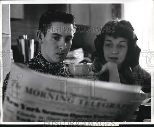 1962 Press Photo Jockey Jackie Leonard & wifeSAlly Ann in NYC - nec74630 - Historic Images