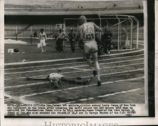 1955 Press Photo Mexico City Jim Lea & Louis Jones at Pan Am games - nes16786 - Historic Images