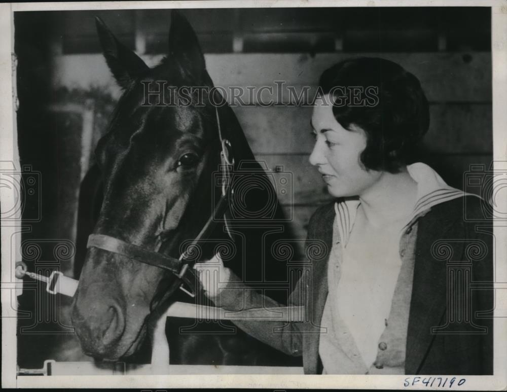 1937 Press Photo Hamria Baber manager of Bay Meadow track in Calif with Basque - Historic Images