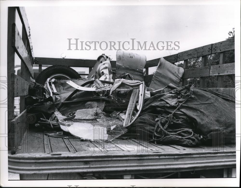 1962 Press Photo smashed seats from Greyhound bus that crashed on Ohio Pike - Historic Images