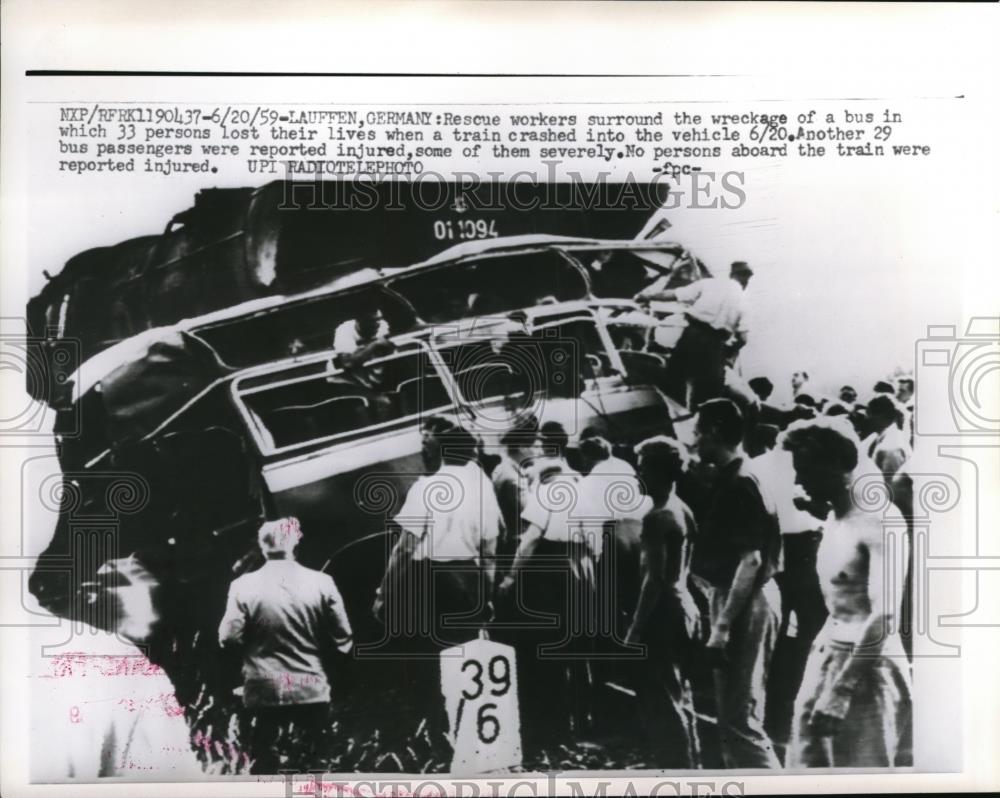 1959 Press Photo Rescue Workers Surround Wreckage of Bus Hit by Train in Lauffen - Historic Images