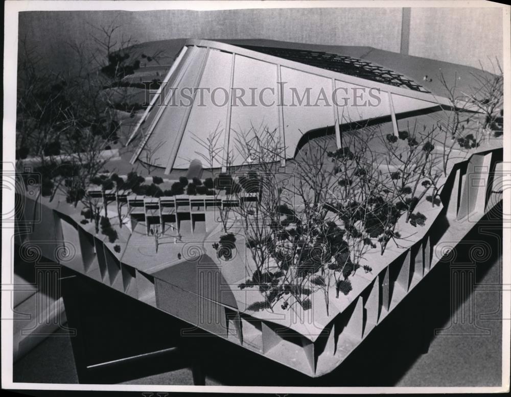 1967 Press Photo Shown is a model of the Blossom Music Center - Historic Images