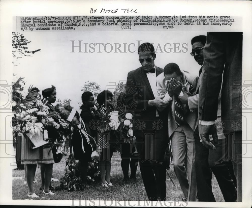 1973 Press Photo Sharon Hill Pa Israel Coxson Father of Major B Coxson - Historic Images