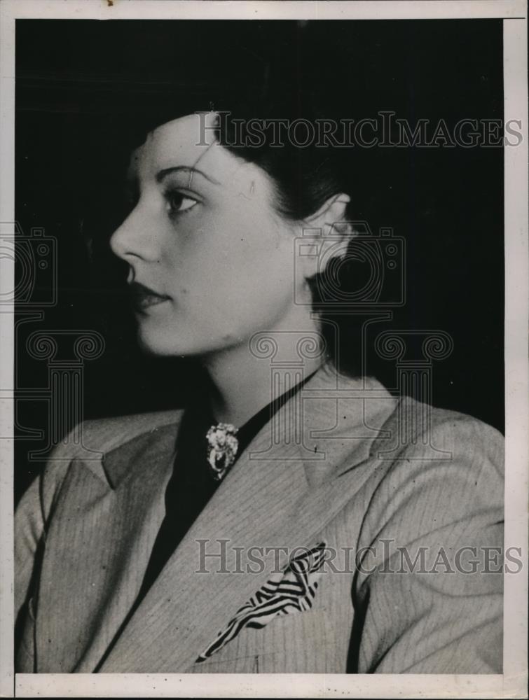 1936 Press Photo Betty Burns actress at LA Calif court in damage suit - Historic Images