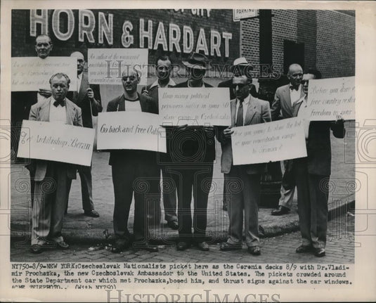 1951 Press Photo Czechoslovak Nationalists against Dr. Vladimir Prochazka - Historic Images