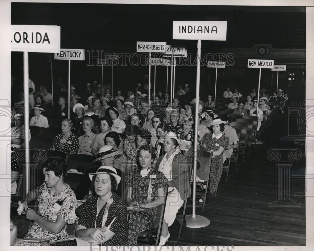 1937 Press Photo Natl Federation of Bus & Pro Womens clubs at Atlantic City - Historic Images