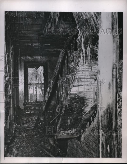 1945 Press Photo Hartford Conn Miles St convalescent home burned down - Historic Images