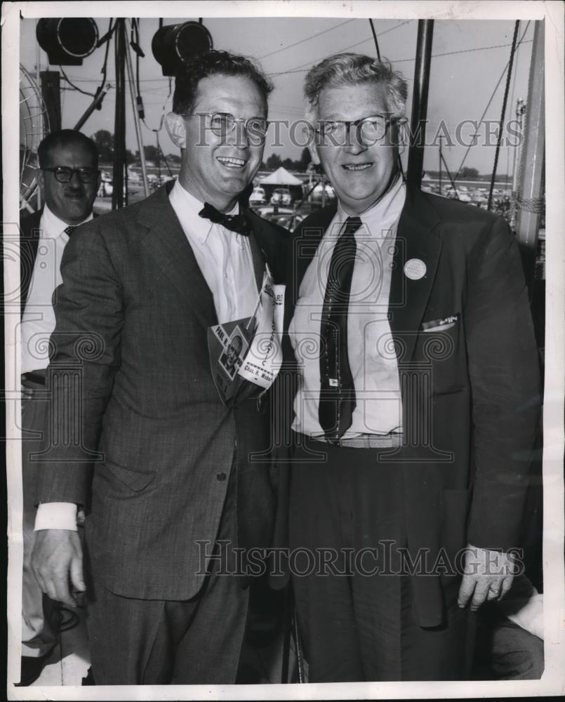 1954 Press Photo Steve Mitchell and Herbert C. Paschen Concluding Speeches - Historic Images