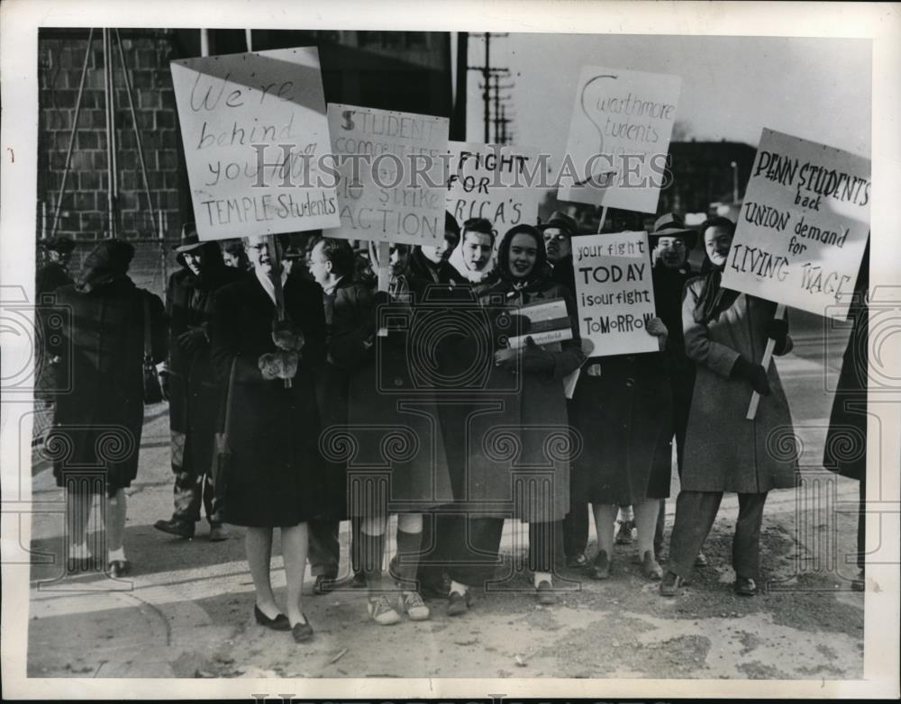 1946 Press Photo College students join pickets at Eddystone Pa - Historic Images