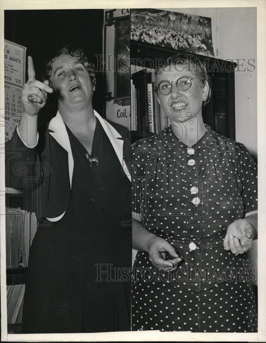 1936 Press Photo El Monte Calif Mayor Nellie Lefeler & Mrs Elizabeth Gaertschige - Historic Images