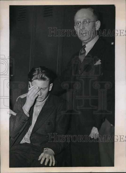1938 Press Photo Chicago ILl Theo Danielsen Jr& dad after he killed his mom - Historic Images