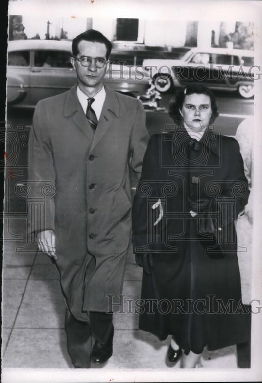 1955 Press Photo J. Peterson a former Nat. Security Agency employee was arrested - Historic Images