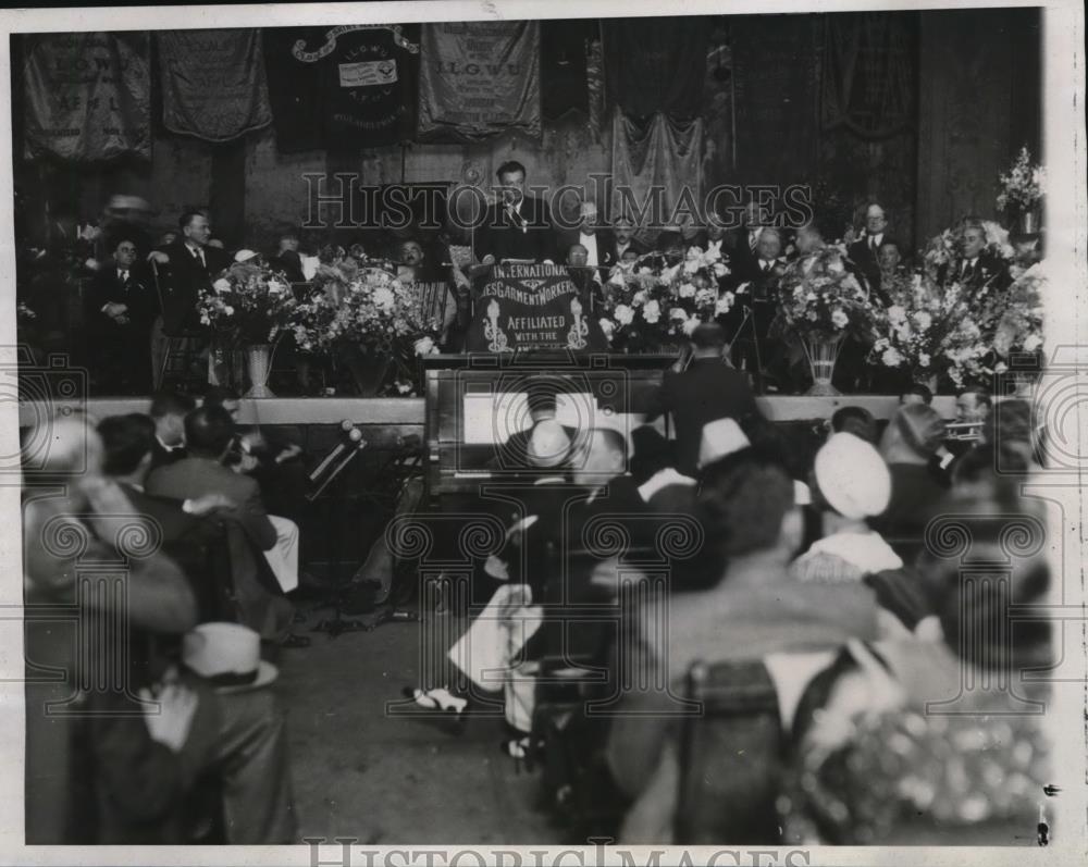 1934 Press Photo David Dubinsky opens the Biennial Convention in Chicago - Historic Images