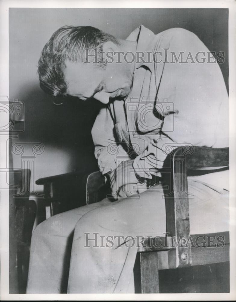 1952 Press Photo Leonard Zalutsky arrested as the most wanted man - Historic Images