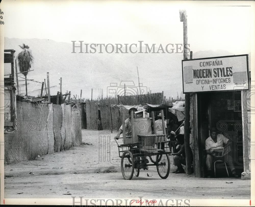 1971 Press Photo Casa, Peru a year after the earthquake and mudslide. - Historic Images