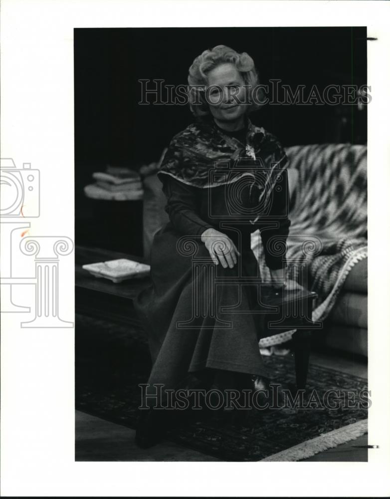 1991 Press Photo Joyce Casey Artistic Director at Dohama Theater - Historic Images