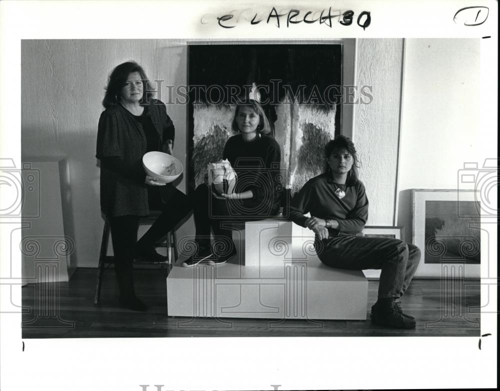 1991 Press Photo Moira Beale, Bonnie gordon, Cristy Frank - Historic Images