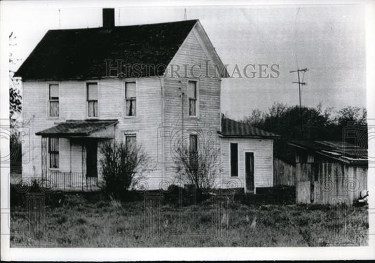 1968 Press Photo Natoon Ill Farm of Mr & Mrs William Cox where 5 of the children - Historic Images