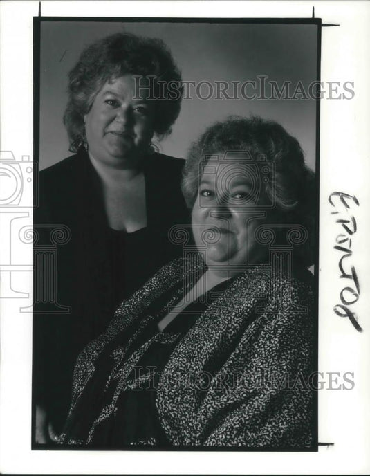 1991 Press Photo Twin Sisters Licia & Lucia Colombi CoDirectors Ensamble Theater - Historic Images
