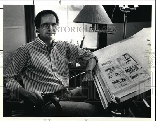 1990 Press Photo Tom Batiuk, Comic Strip Creator - Historic Images