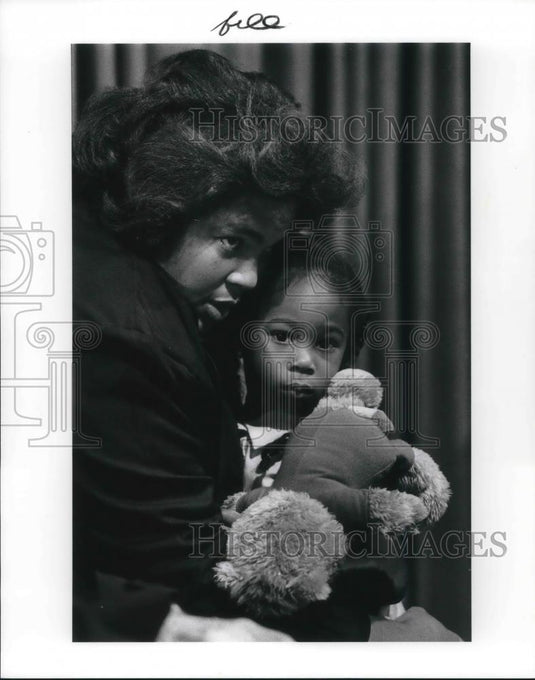1990 Press Photo Gloria Brown & Daughter National Coalition Title 1 Chapter 1 - Historic Images