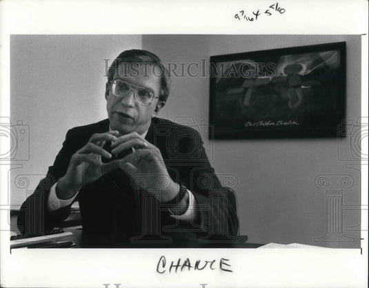 1991 Press Photo Edwin A Balcerzak at the child guidance center - Historic Images