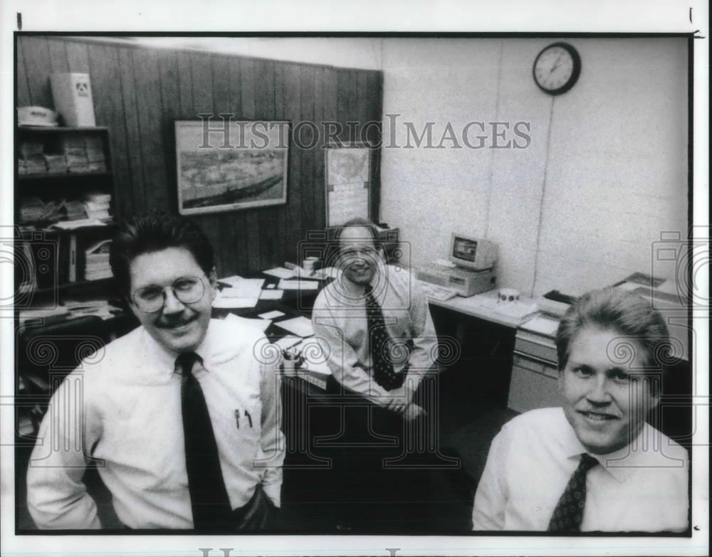 1992 Press Photo Aloha Corporation with owners Mark, Jeff and Scott Ahola - Historic Images