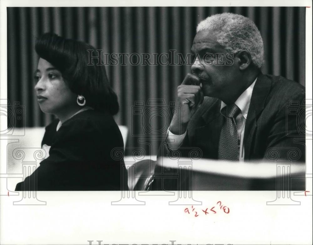 1991 Press Photo Defense Attorney Jacqueline Johnson &amp; Walter Burks at trial - Historic Images
