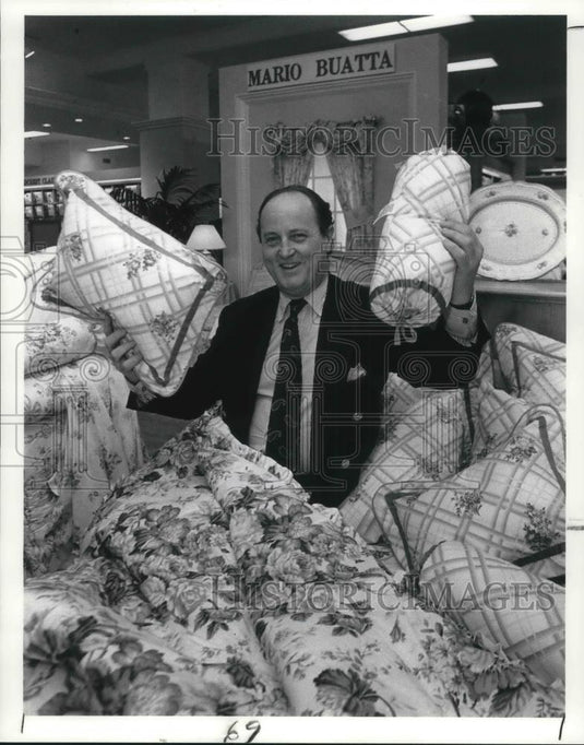 1990 Press Photo Mario Buatta Interior designer - Historic Images