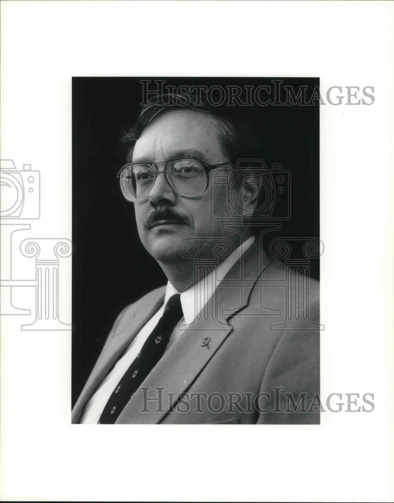 1990 Press Photo Candidate for Judge, Alain Anderson - Historic Images