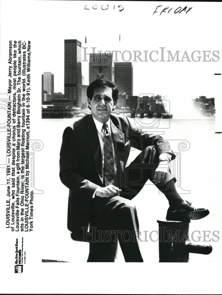 1991 Press Photo Mayor Jerry Abramson Louisville Falls Floating Fountain - Historic Images