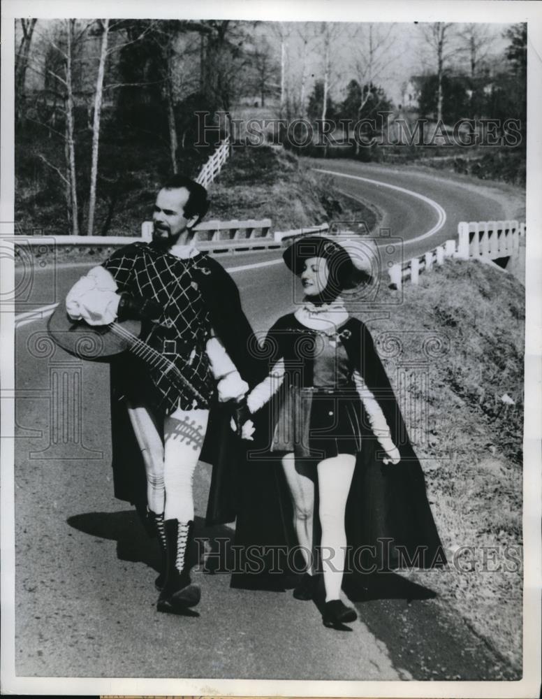 1958 Press Photo Charlottescille Va Mr &amp; Mrs Donald Murk minstrels - Historic Images