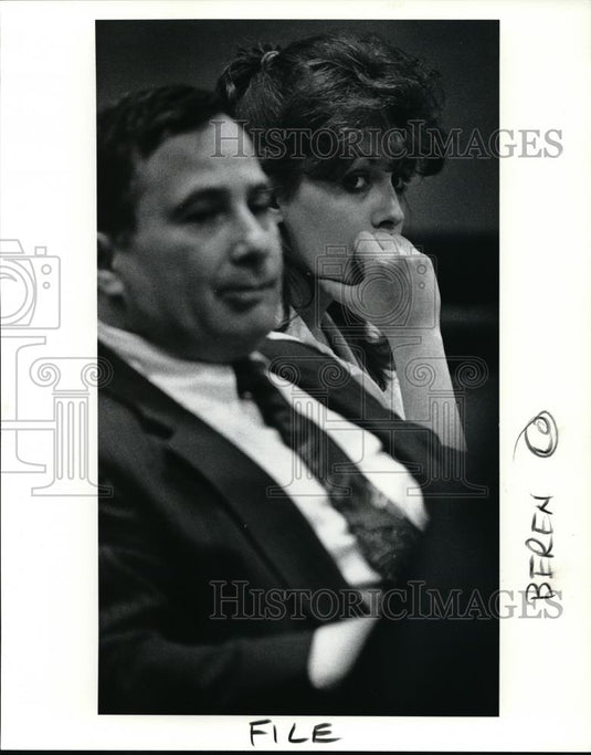 1990 Press Photo Christina Barendsen & atty Mchael H Peters - Historic Images