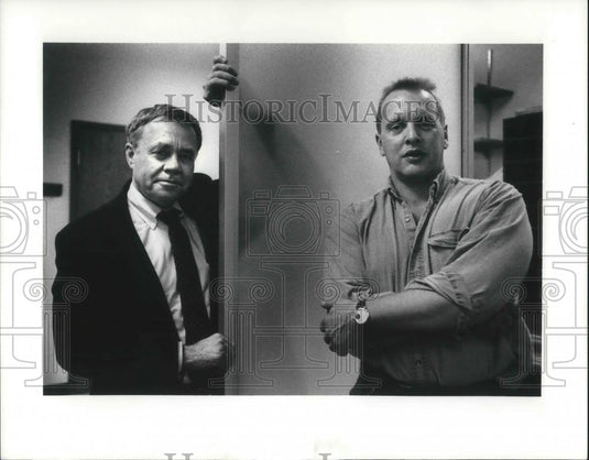 1991 Press Photo Holding the window prototype, J William Doane & John L. West - Historic Images