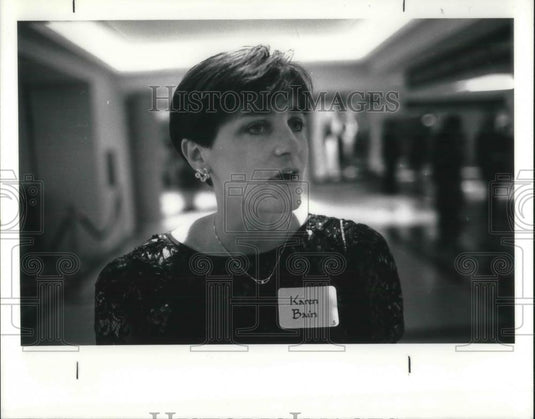 1990 Press Photo Karen Bain Co-Chairman Cleveland hearing and speech. - Historic Images