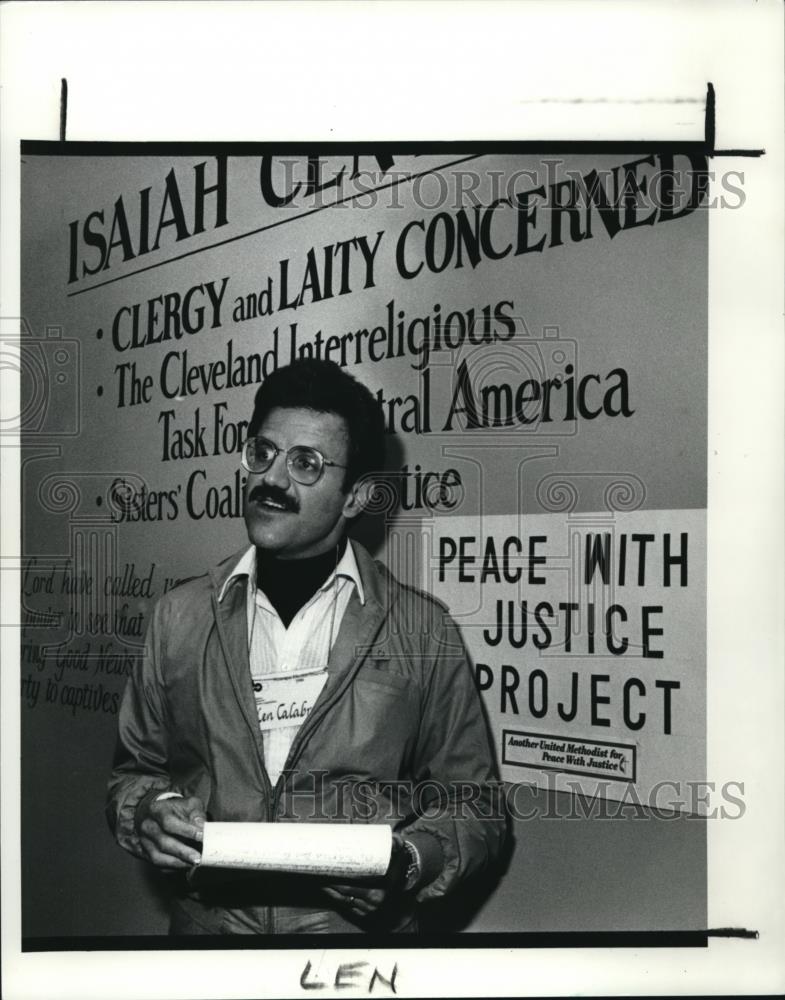 1990 Press Photo Lew Calabrese Observed Elections in Nicaragua - Historic Images