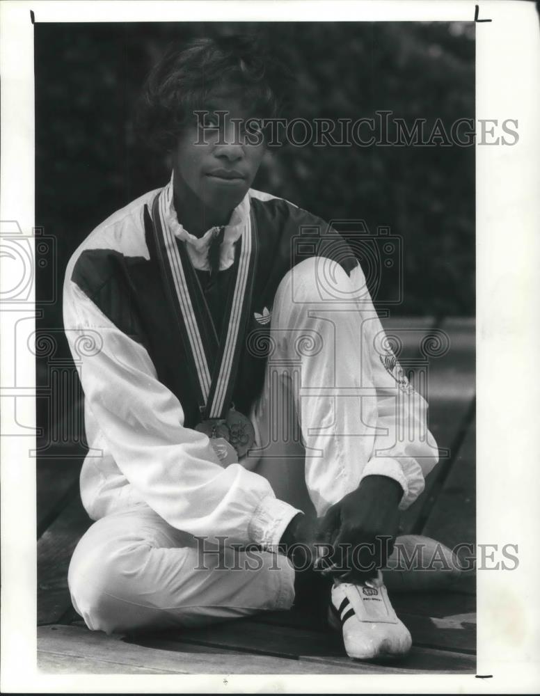 1990 Press Photo Kim Dotson of Cleveland, She was on the 1988 US Olympic Team - Historic Images