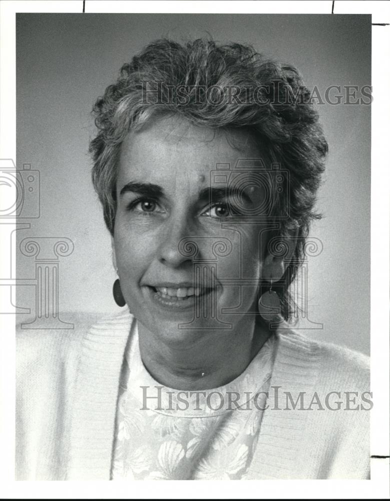 1991 Press Photo Writer Janice Cogger - Historic Images