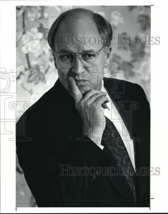 1991 Press Photo Defense Secretary Dick Cheney - Historic Images