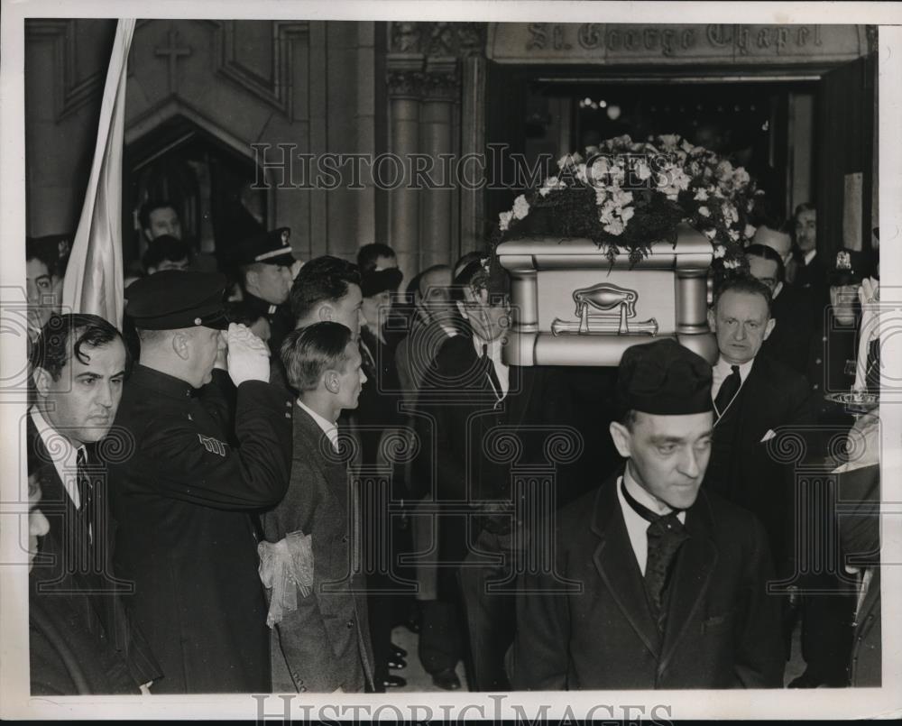 1938 Press Photo Saint George Church Police Funeral - Historic Images